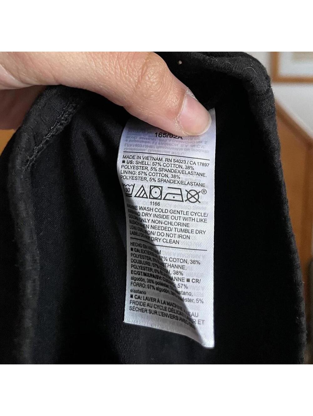 Old Navy black ribbed tube top Size M - Picture 4 of 4